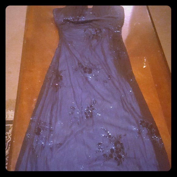 Dress - Picture 1 of 1